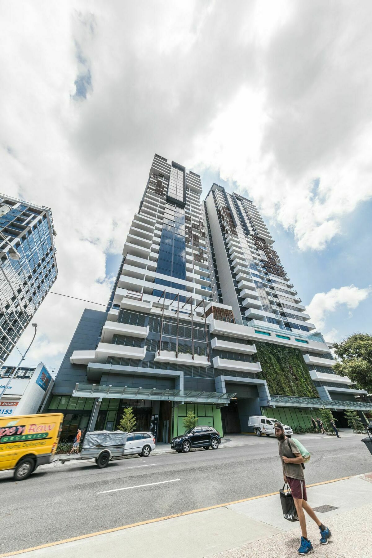 Airtrip Apartments On Merivale Street Brisbane Exterior photo